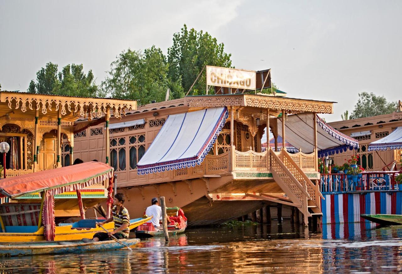 Chicago Group Of Houseboats Hotell Srīnagar Eksteriør bilde