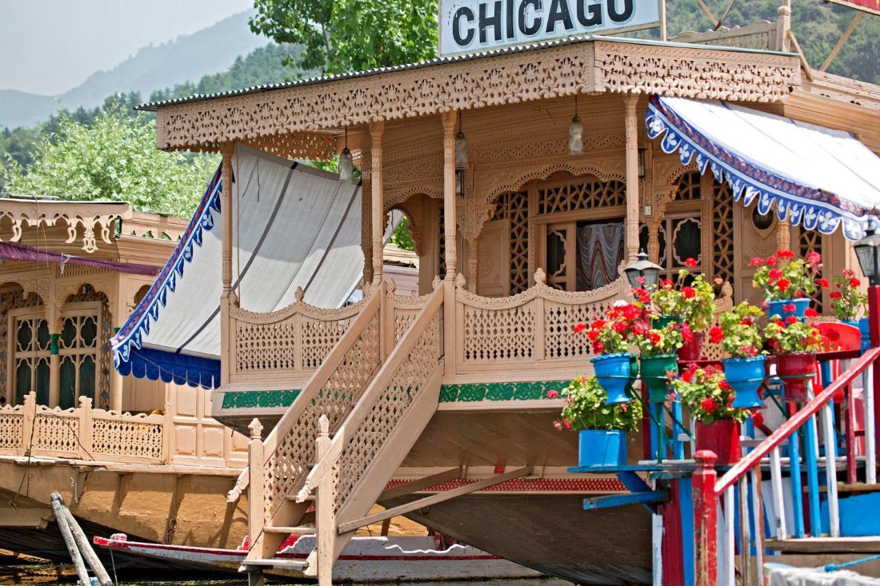 Chicago Group Of Houseboats Hotell Srīnagar Eksteriør bilde